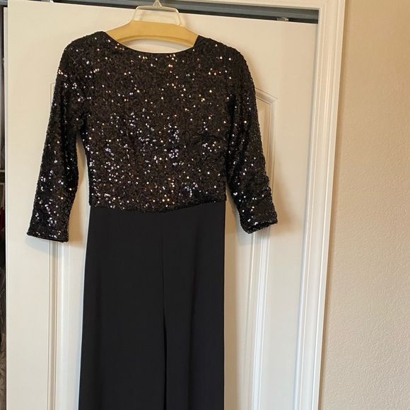 NWOT! BADGLEY MISCHKA OPEN BACK JUMPSUIT - Picture 4 of 7